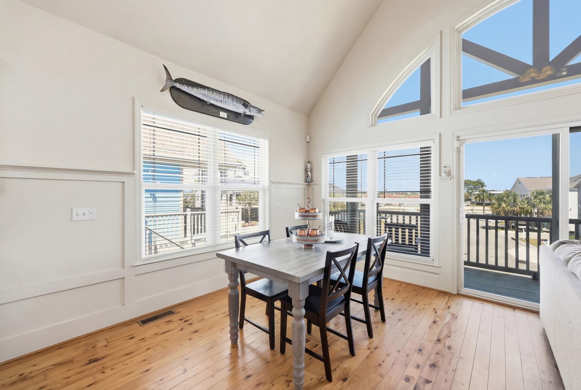 915 Ocean Pines Ct. Photo 8