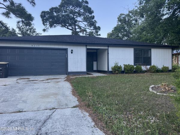 8215 SAILMAKER Lane, Jacksonville, FL 32210
