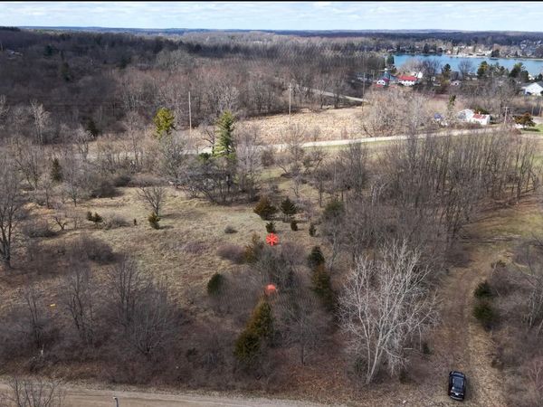 11138 Glen Echo, Jerome, MI 49249