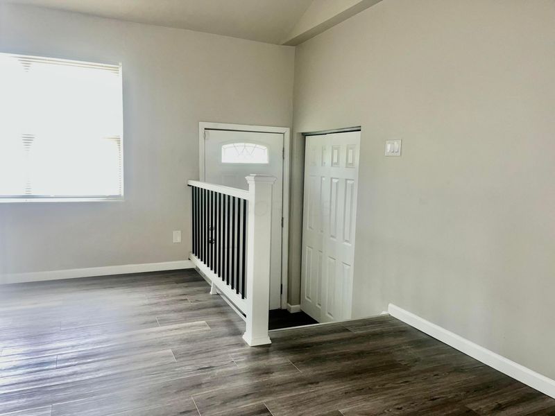 2746 Noe Bixby Road, Columbus, OH 43232 Photo 6