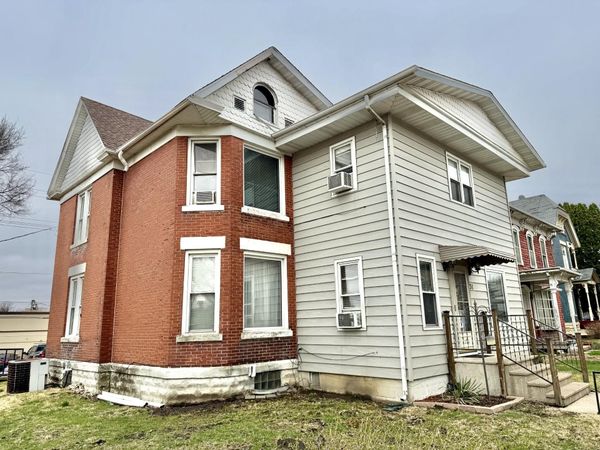 31 3rd Street, SAVANNA, IL 61074