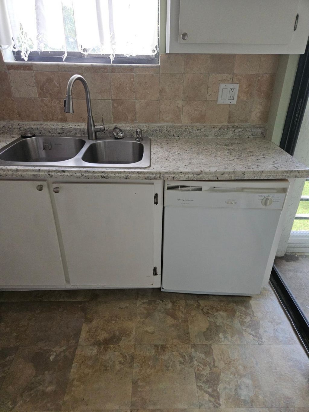 5981 Via Vermilya, Unit 203, Lake Worth, FL 33462 Photo