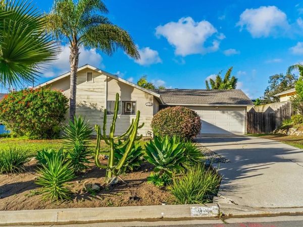 926 Nolbey St, Cardiff By The Sea, CA 92007