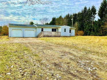 5464 Hollow Corners Road, Dryden Twp, MI 48428