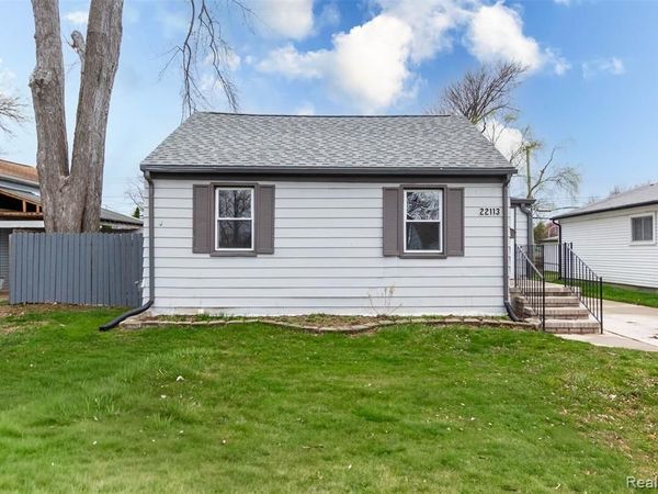 22113 Lange Street, St. Clair Shores, MI 48080