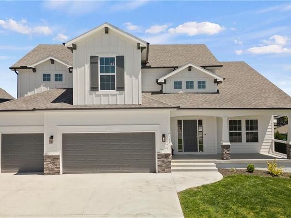 1039 Fir Lane, Liberty, MO 64068