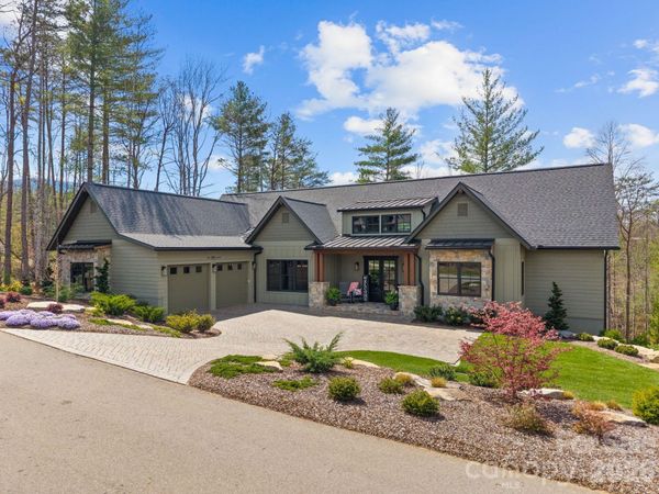 157 Riverbend Forest Drive, Asheville, NC 28805