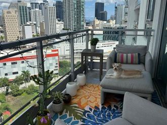 90 SW 3RD STREET Miami, FL 33130