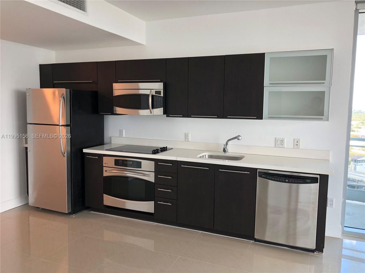 90 SW 3rd Street, Unit 2112, Miami, FL 33130 Photo