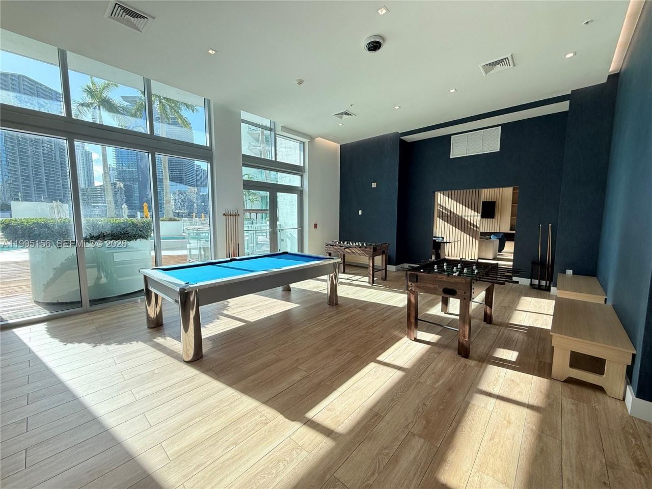 90 SW 3rd Street, Unit 2112, Miami, FL 33130 Photo