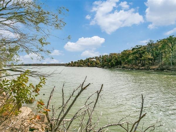 108 Three Forks Crossing, Chico, TX 76431