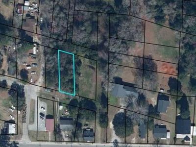 Dyson St , Manning, SC 29102