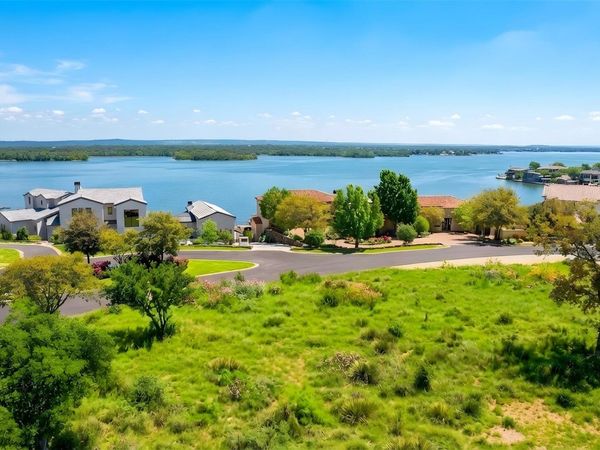 1328 Apache Tears ST, Horseshoe Bay, TX 78657