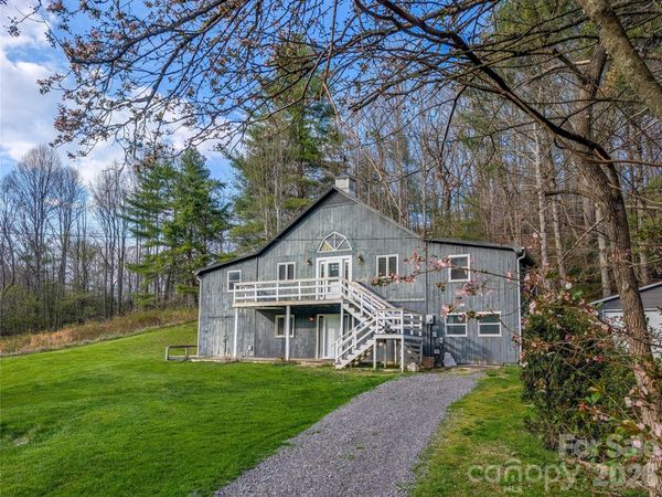 65 Happy Hollow Road , Green Mountain, NC 28740