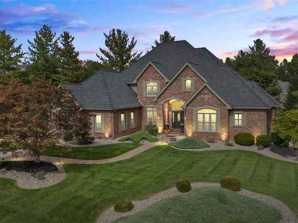 1 London Park , Edwardsville, IL 62025