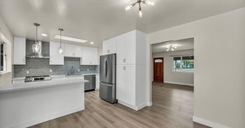 908 Wagner Drive, Carson City, NV 89703 Photo