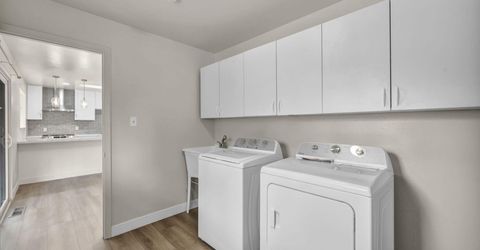 908 Wagner Drive, Carson City, NV 89703 Photo