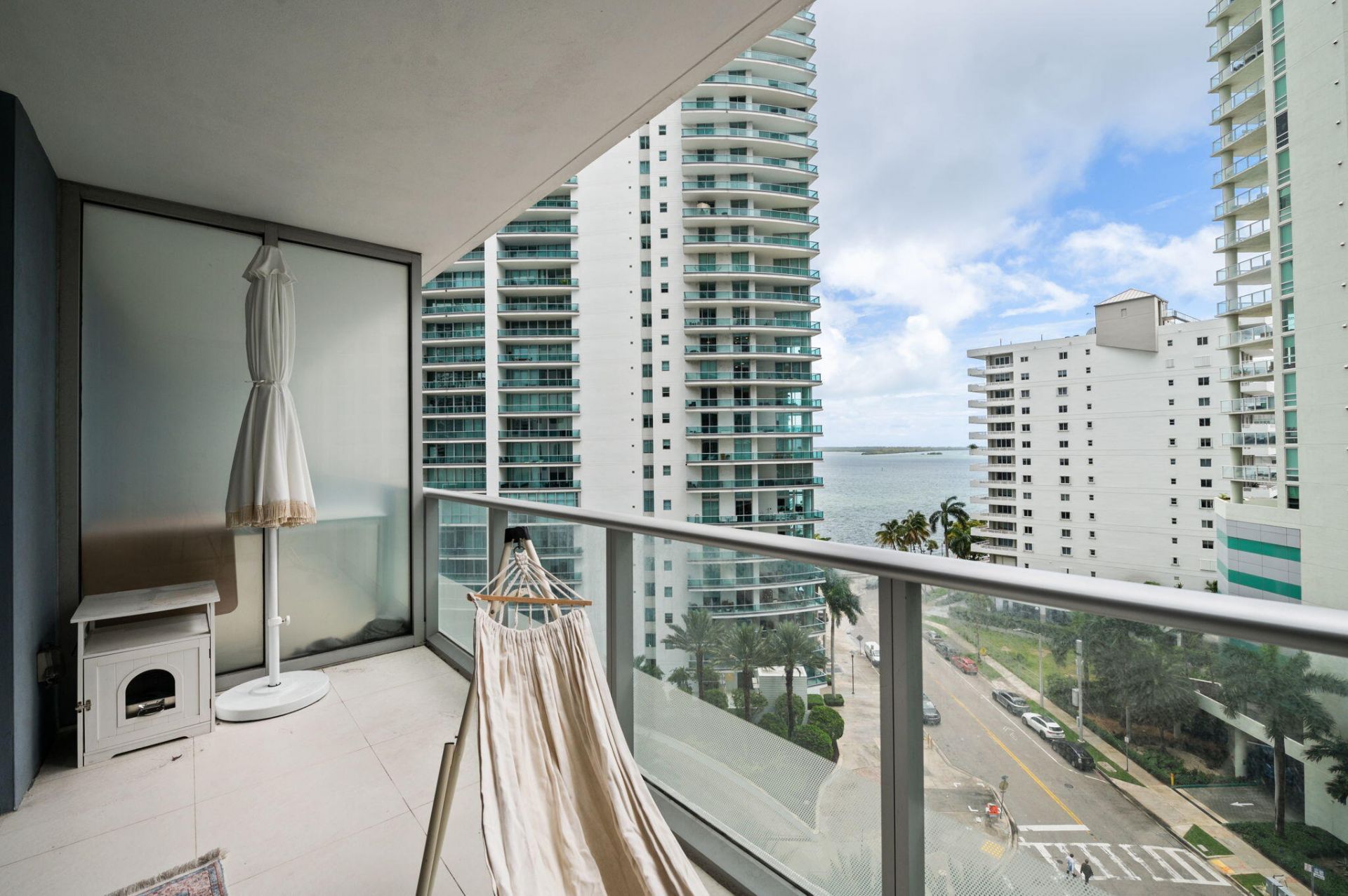 1300 Brickell Bay Drive, Unit 1005, Miami, FL 33131 Photo