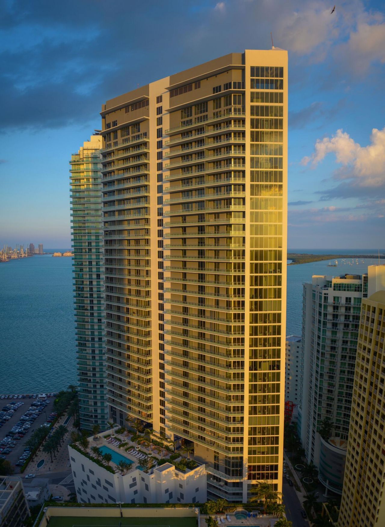 1300 Brickell Bay Drive, Unit 1005, Miami, FL 33131 Photo