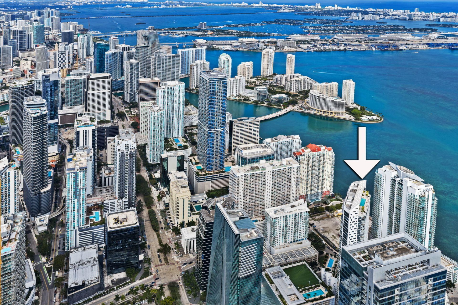 1300 Brickell Bay Drive, Unit 1005, Miami, FL 33131 Photo