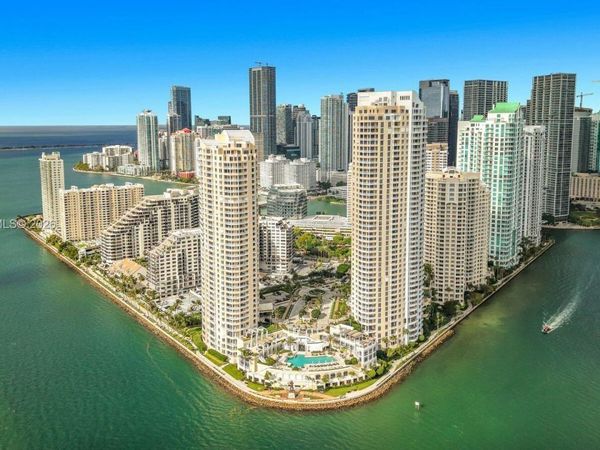 808 Brickell Key Dr, Unit 2002, Miami, FL 33131