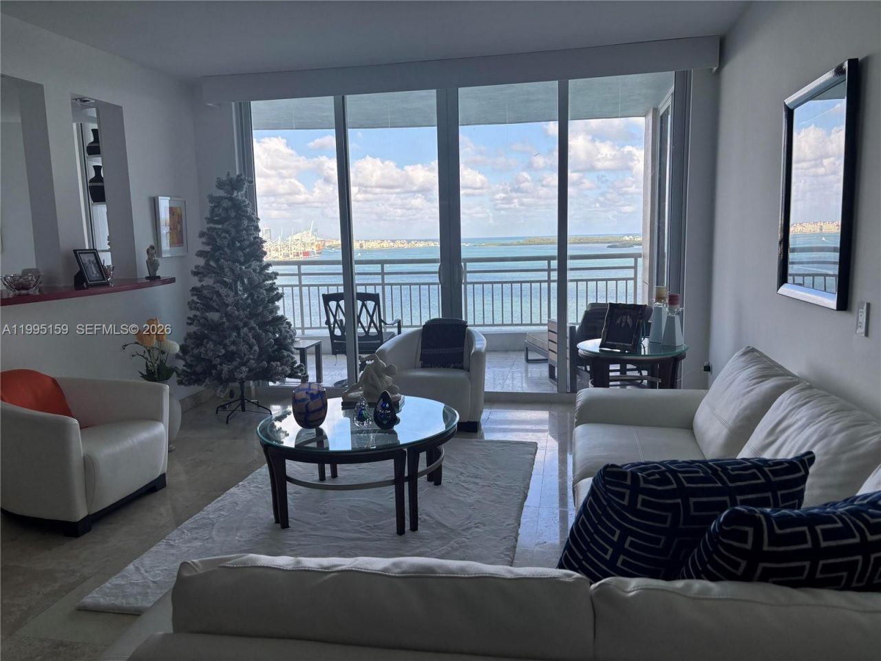 808 Brickell Key Dr, Unit 2002, Miami, FL 33131 Photo