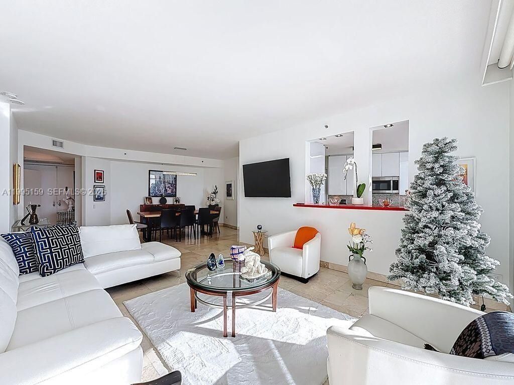 808 Brickell Key Dr, Unit 2002, Miami, FL 33131 Photo