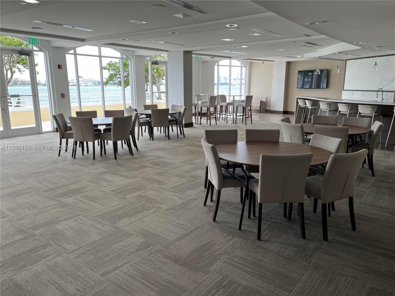 808 Brickell Key Dr, Unit 2002, Miami, FL 33131 Photo