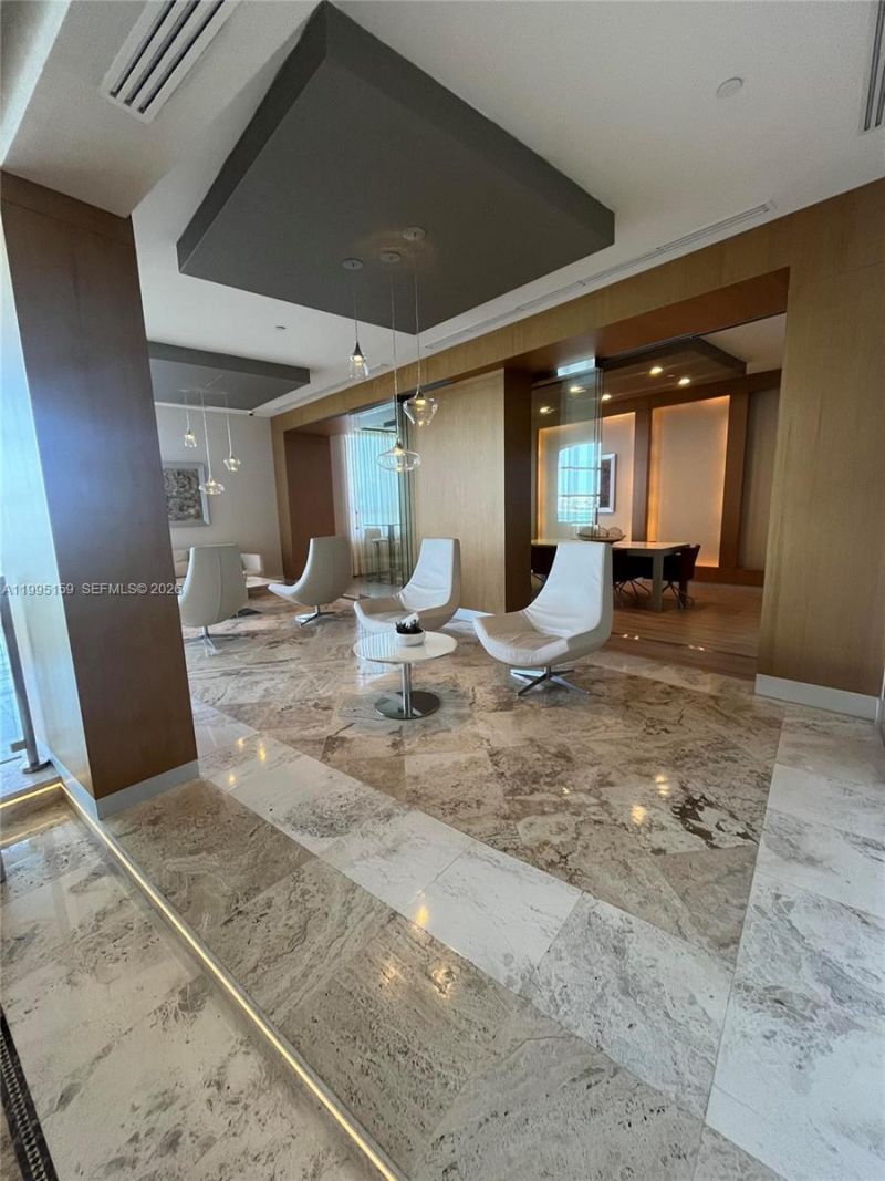 808 Brickell Key Dr, Unit 2002, Miami, FL 33131 Photo