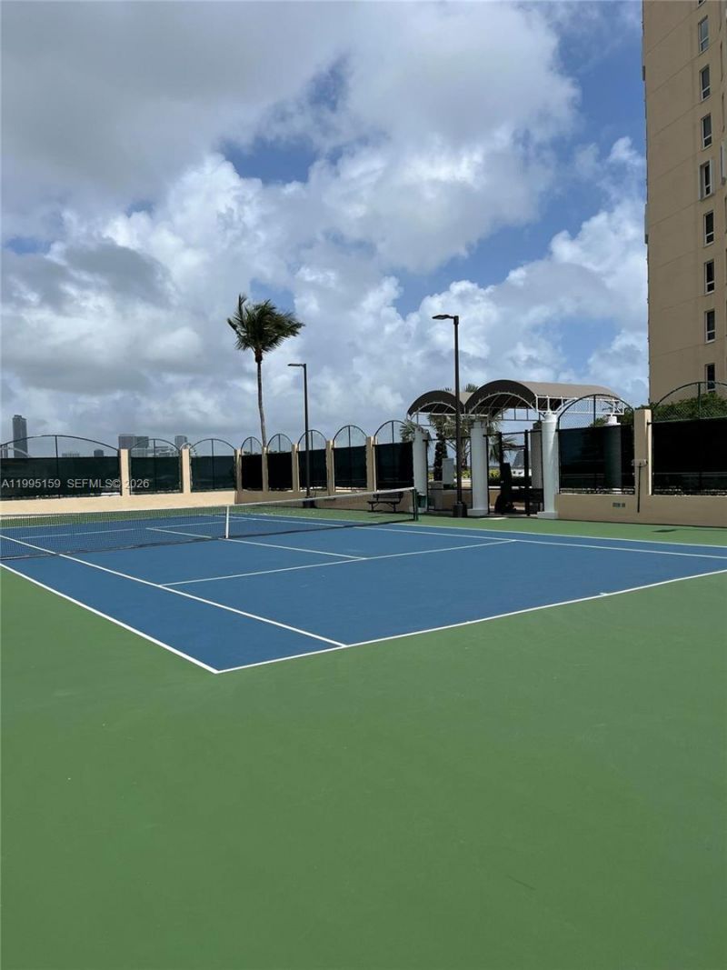 808 Brickell Key Dr, Unit 2002, Miami, FL 33131 Photo