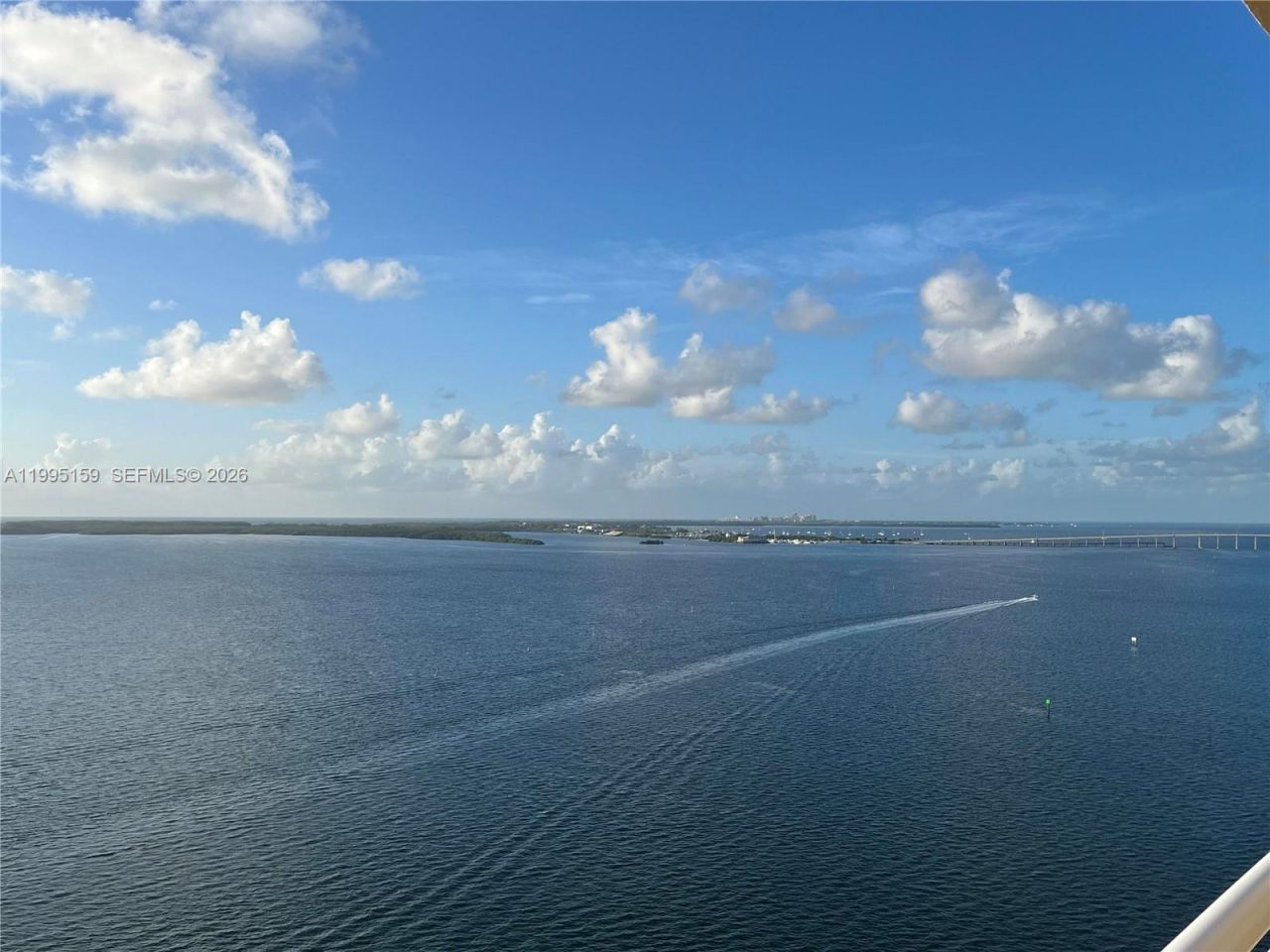 808 Brickell Key Dr, Unit 2002, Miami, FL 33131 Photo