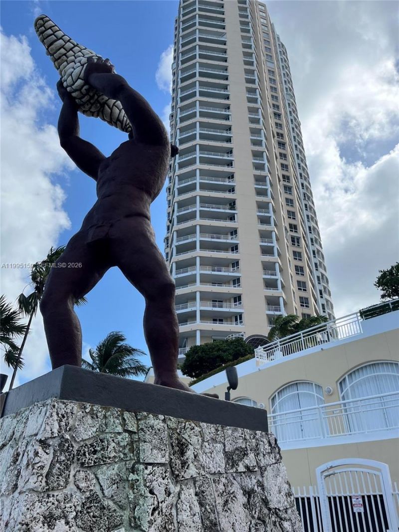 808 Brickell Key Dr, Unit 2002, Miami, FL 33131 Photo