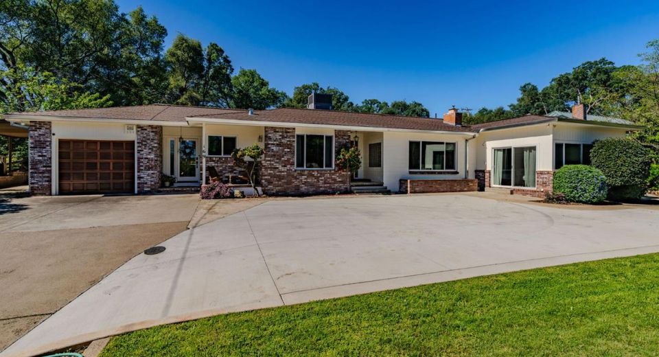 169 N. Main St., Angels Camp, CA 95222 Photo