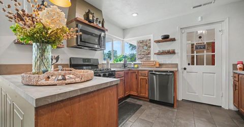 169 N. Main St., Angels Camp, CA 95222 Photo