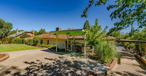 169 N. Main St., Angels Camp, CA 95222 Photo