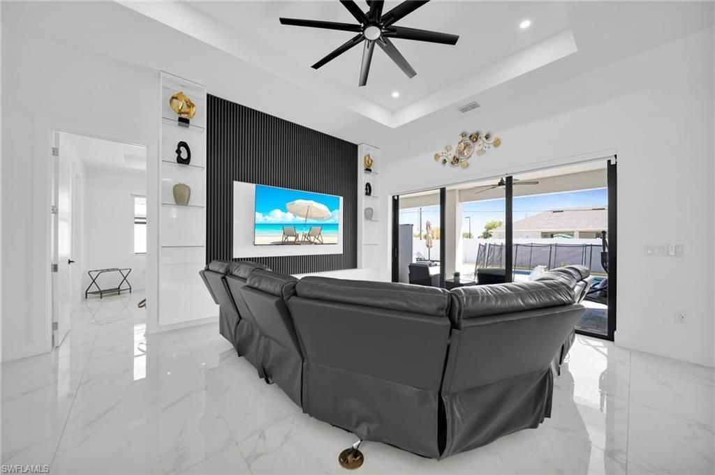 523 NW 16th Pl, Cape Coral, FL 33993 Photo