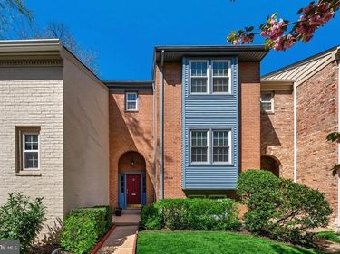 1968 HOPEWOOD DRIVE, FALLS CHURCH, VA 22043