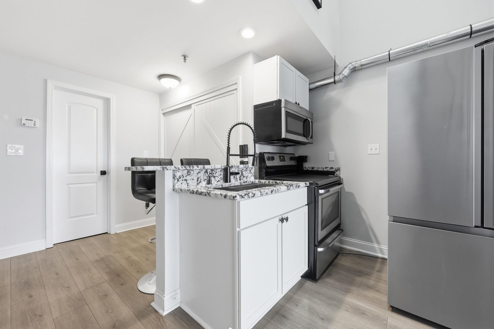 1100 Possum Trot Rd.  Photo 5