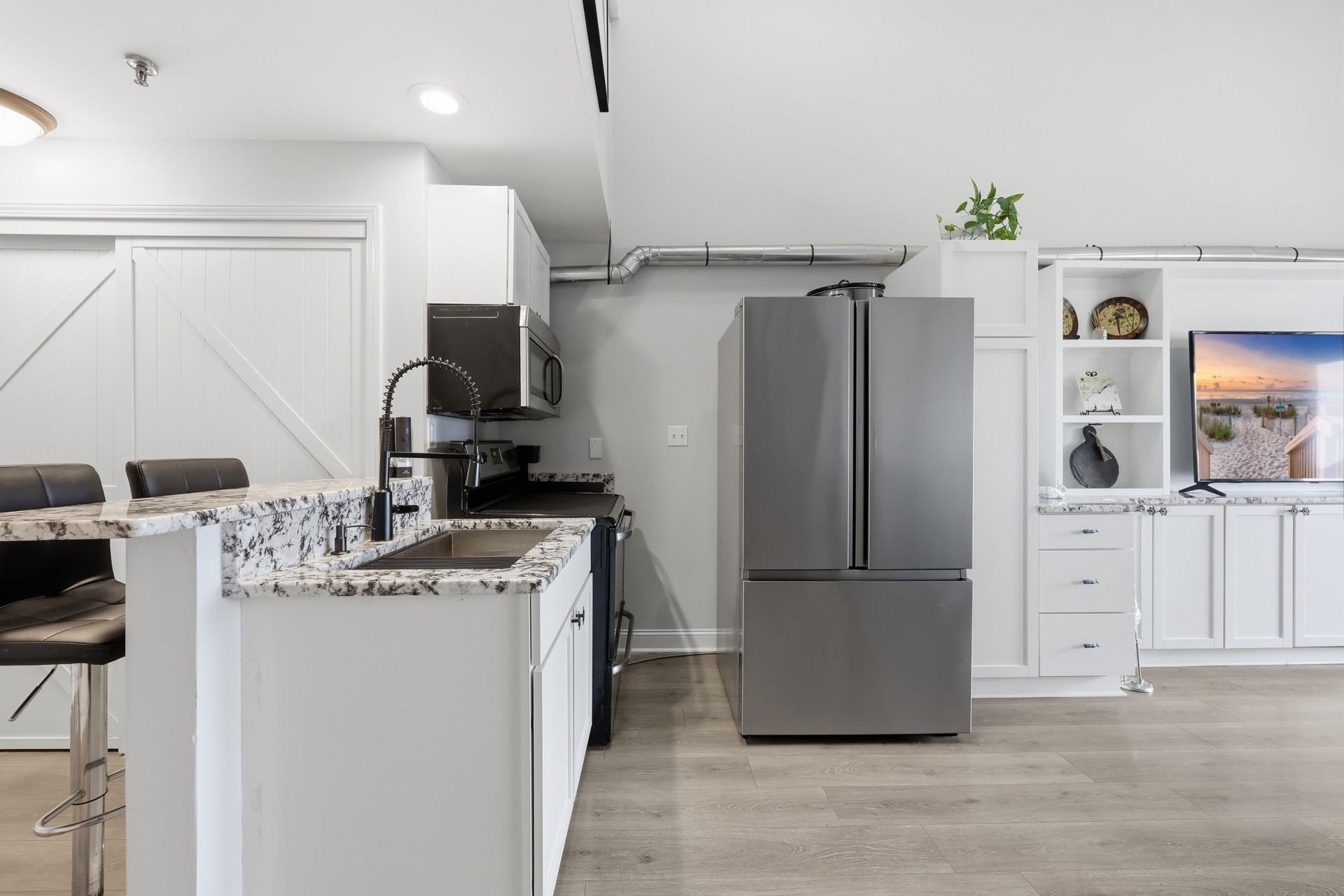 1100 Possum Trot Rd.  Photo 6