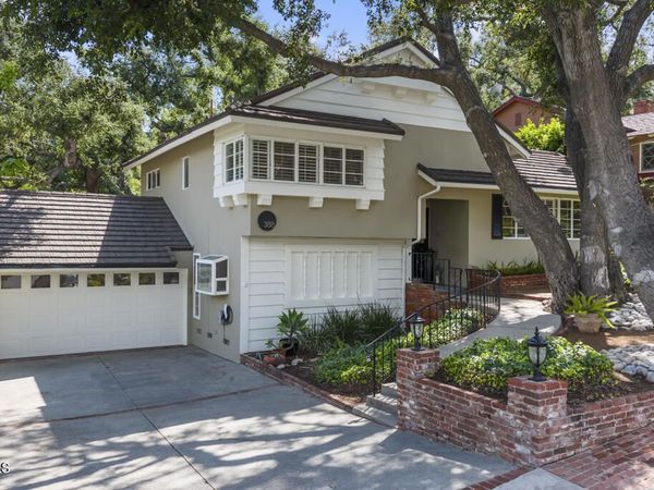 3818 Cedarbend Drive, Glendale, CA 91214