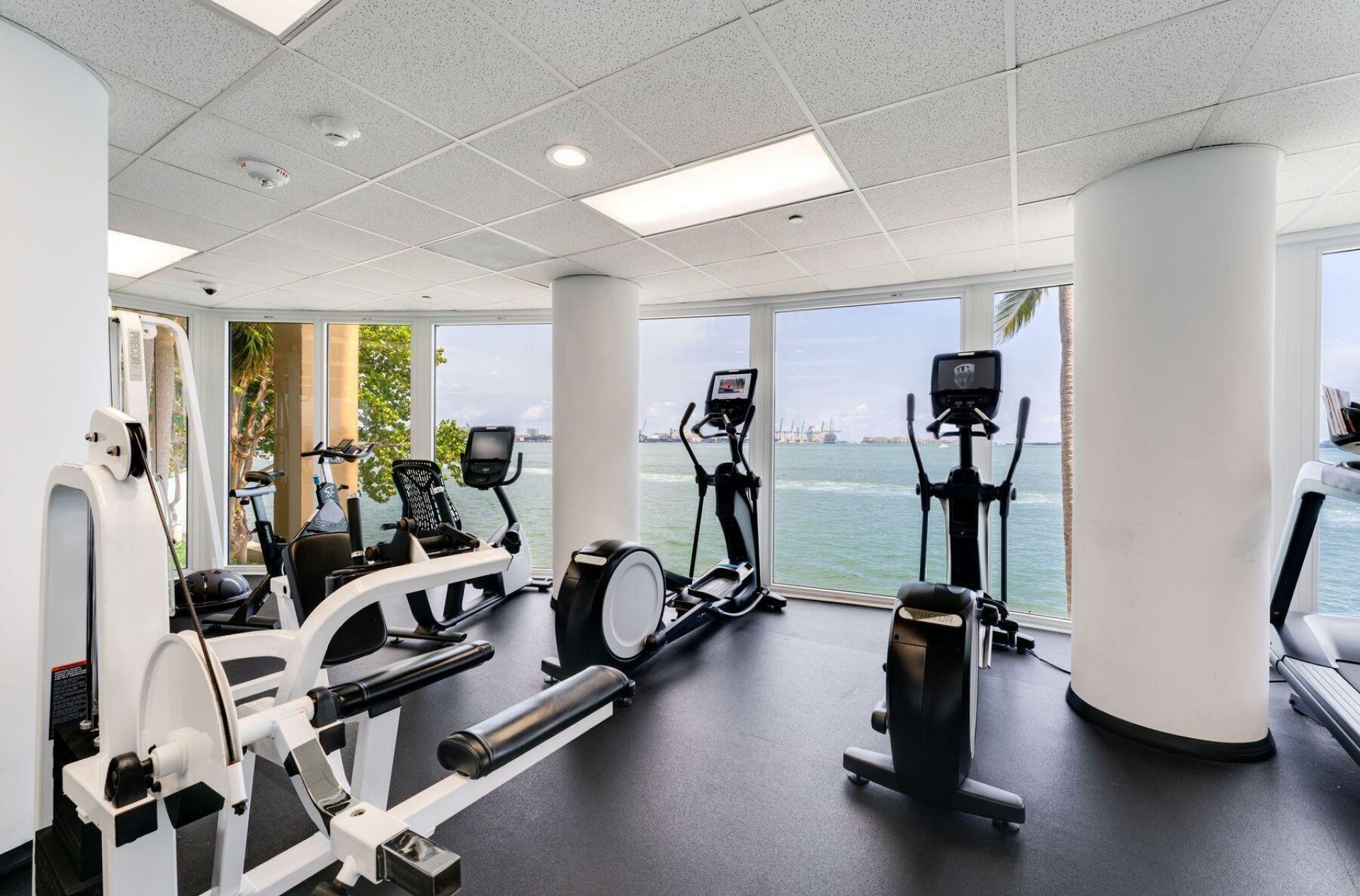 770 Claughton Island Drive, Miami, FL 33131 Photo