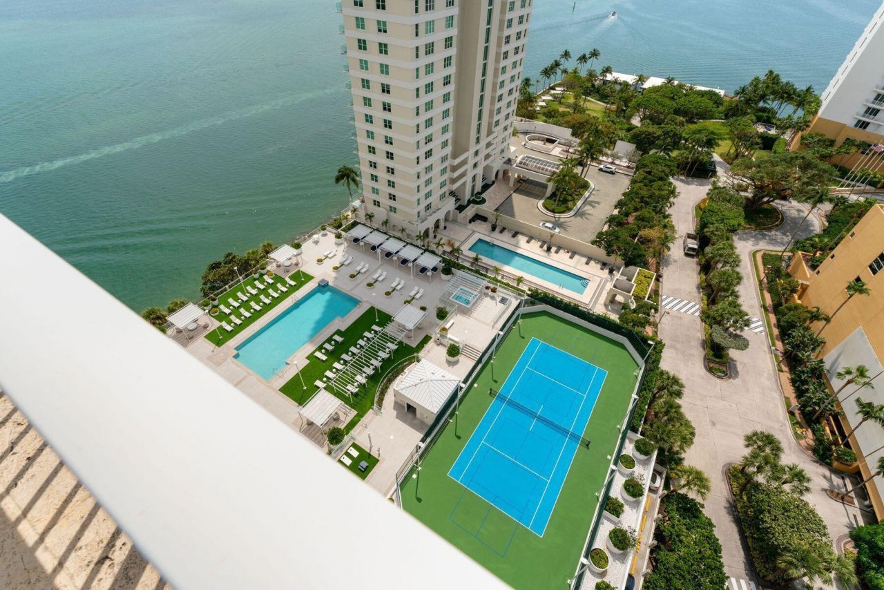 770 Claughton Island Drive, Miami, FL 33131 Photo