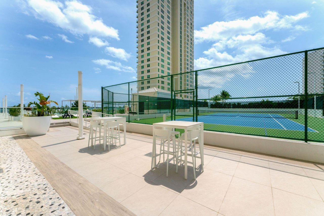 770 Claughton Island Drive, Miami, FL 33131 Photo