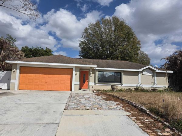 1761 SW Monterrey Lane, Port St. Lucie, FL 34953