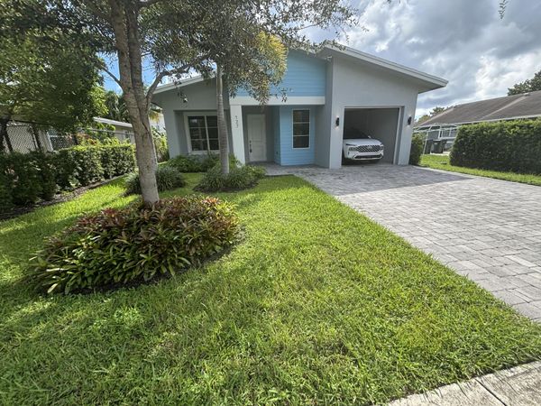 127 NW 9th Avenue, Delray Beach, FL 33444
