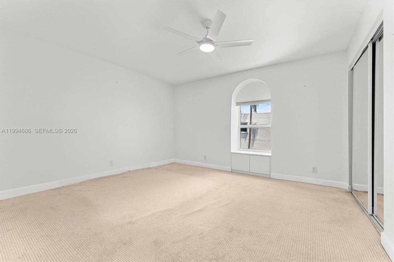 392 Golfview Rd , Unit A, North Palm Beach, FL 33408 Photo