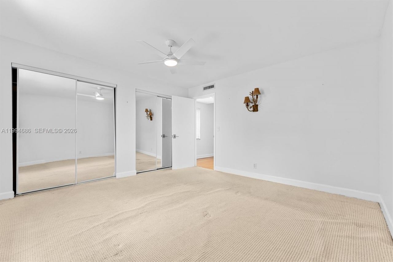 392 Golfview Rd , Unit A, North Palm Beach, FL 33408 Photo