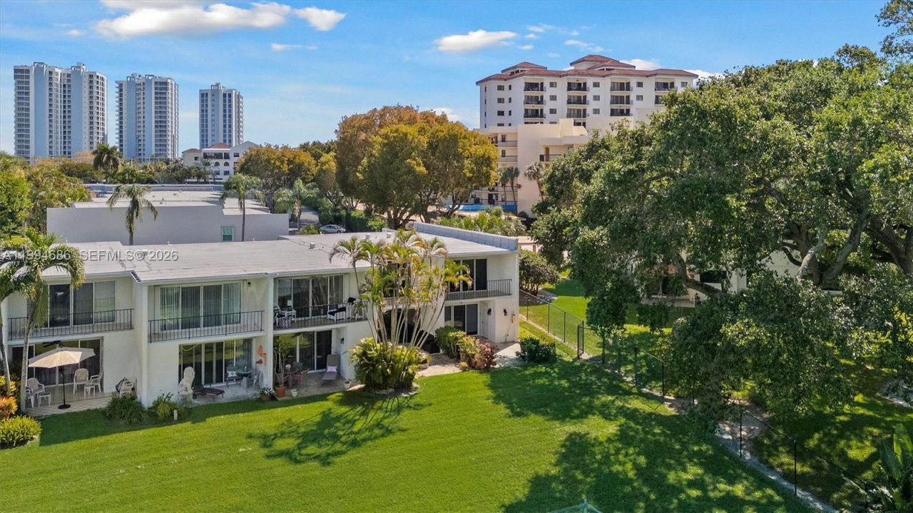 392 Golfview Rd , Unit A, North Palm Beach, FL 33408 Photo