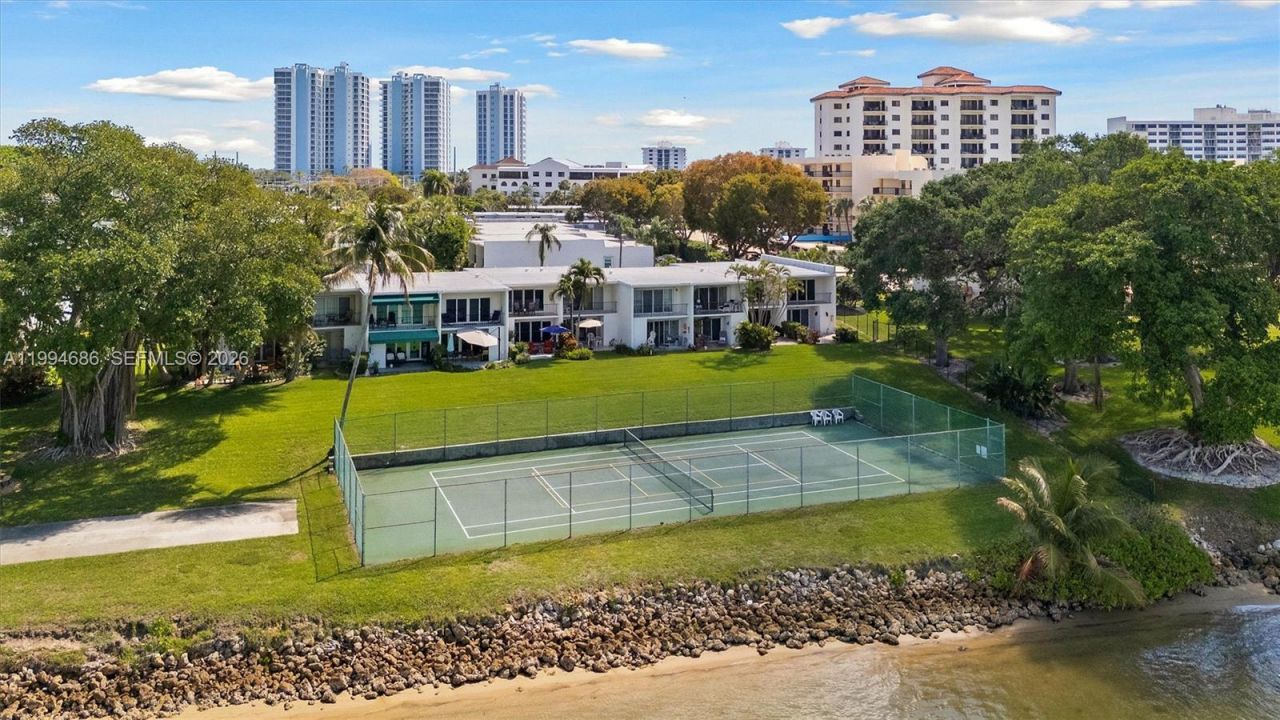 392 Golfview Rd , Unit A, North Palm Beach, FL 33408 Photo