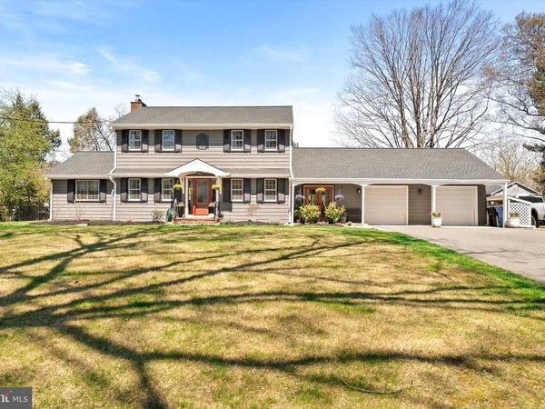 18 CRANBURY NECK ROAD, CRANBURY, NJ 08512